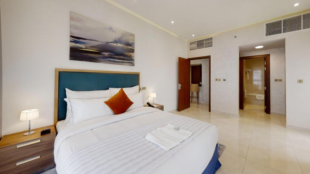 One Bedroom Apartment Near Al Jaddaf Metro Luxury Bookings