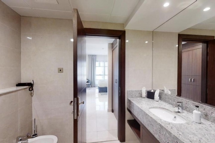 One Bedroom Apartment Near Al Jaddaf Metro 8 Luxury Bookings