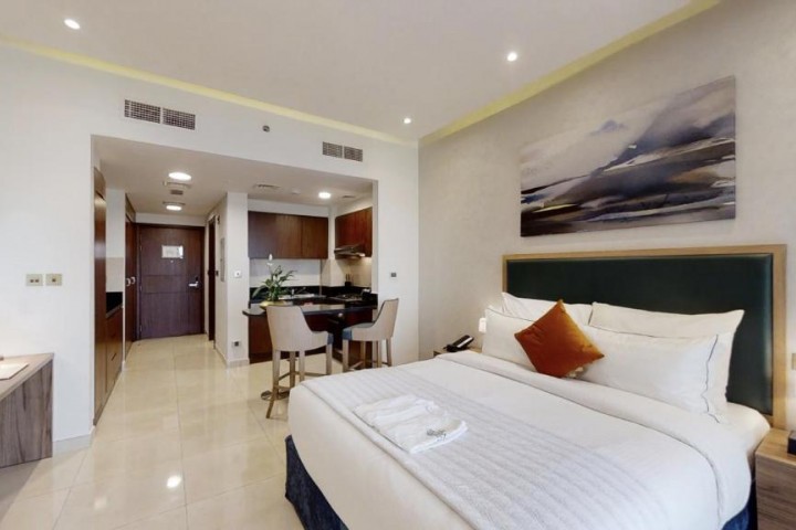 Studio Apartment near Al Jaddaf Metro 9 Luxury Bookings
