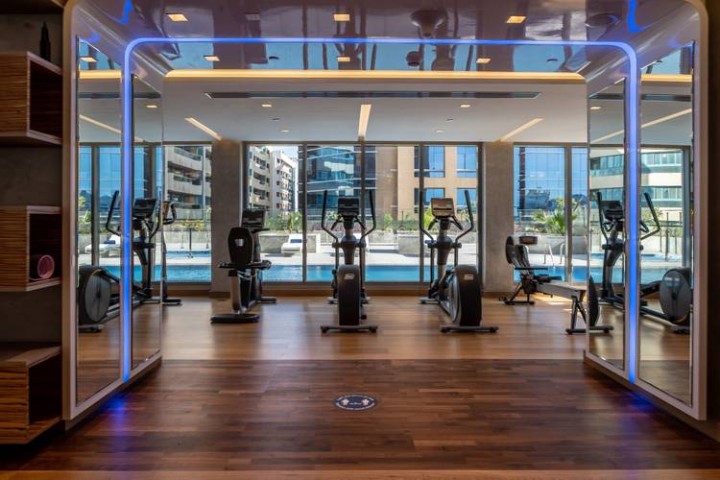 One Bedroom Apartment Near Al Maya Supermarket 6 Luxury Bookings