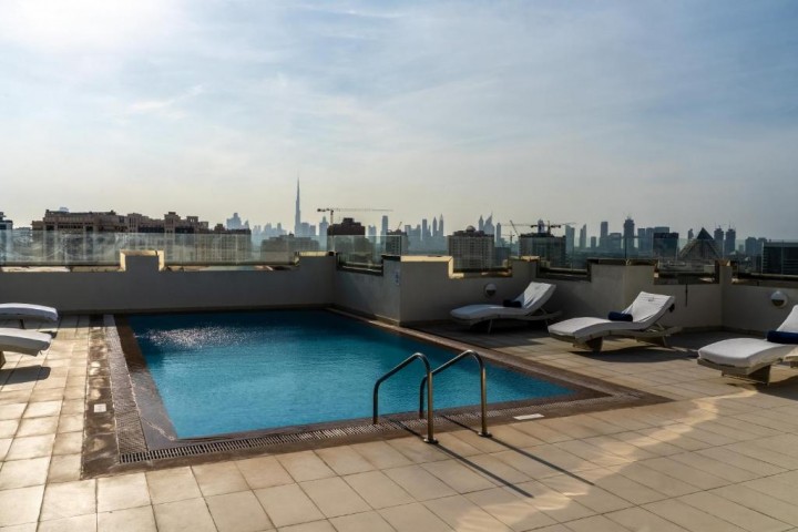 Studio Apartment Near Al Jaddaf Metro 8 Luxury Bookings