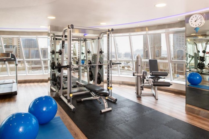 One Bedroom Apartment Near internet Metro Station 3 Luxury Bookings