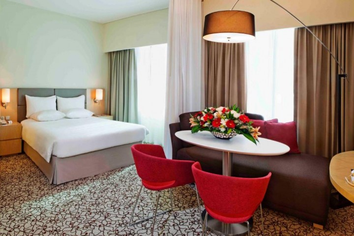 Suite Room Near Mall Of Emirates. 3 Luxury Bookings