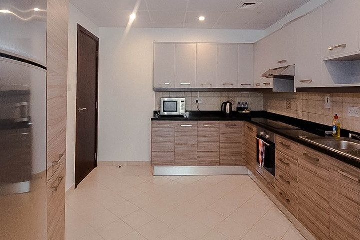 Deluxe Three Bedroom Apartment In Marina 9 Luxury Bookings