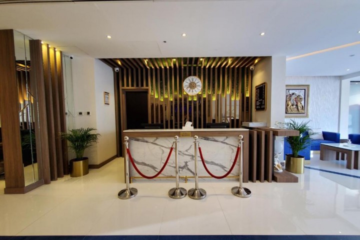 Studio Apartment Near Mashreq Metro Station 12 Luxury Bookings
