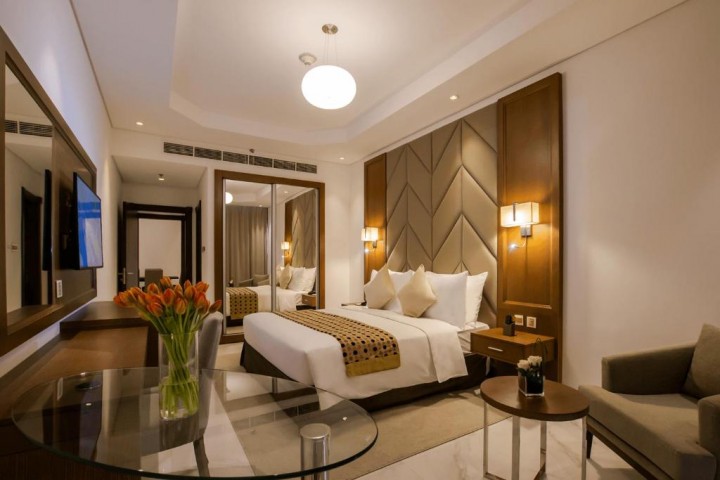 Two Bedroom Apartment In Al Qusais 01 0 Luxury Bookings