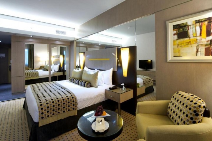 Deluxe Room In Al Qusais 3 By Luxury Bookings AC 0 Luxury Bookings