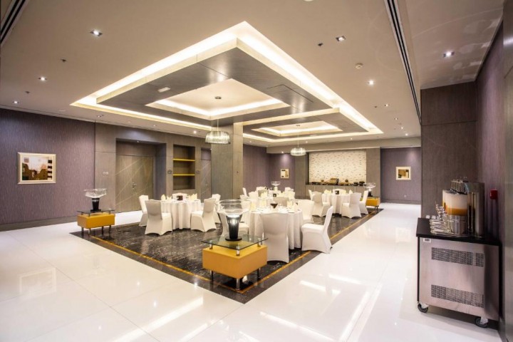 Deluxe Room In Al Qusais 3 By Luxury Bookings AC 9 Luxury Bookings