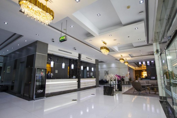 Deluxe Room In Al Qusais 3 By Luxury Bookings AC 15 Luxury Bookings