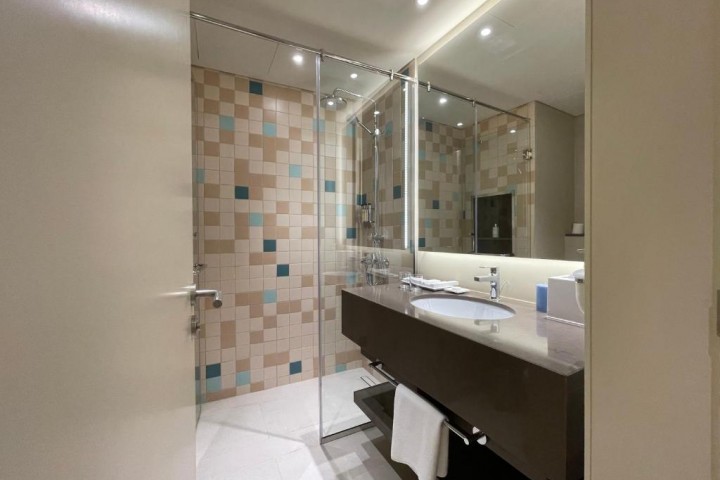 King Room At Dubai Creek In Jaddaf Ab 4 Luxury Bookings