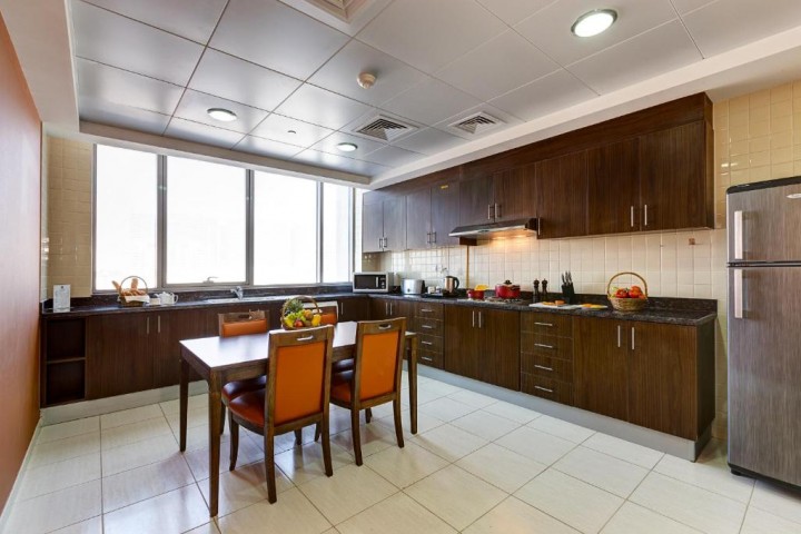 Two Bedroom Near Dubai Land Community Hub Park 8 Luxury Bookings