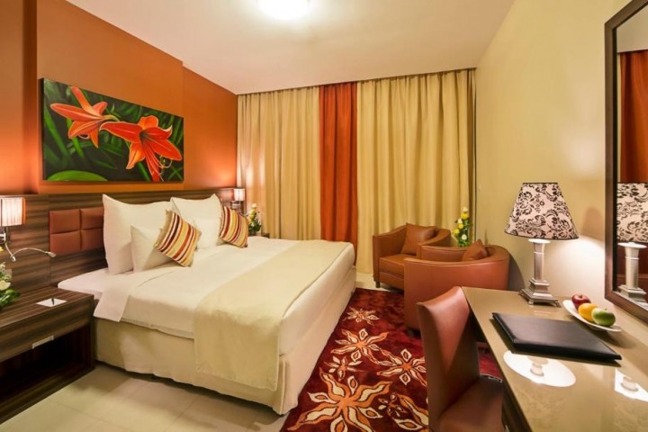 Two Bedroom Near Dubai Land Community Hub Park 0 Luxury Bookings