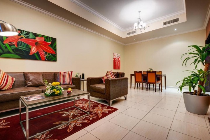 Two Bedroom Near Dubai Land Community Hub Park 16 Luxury Bookings