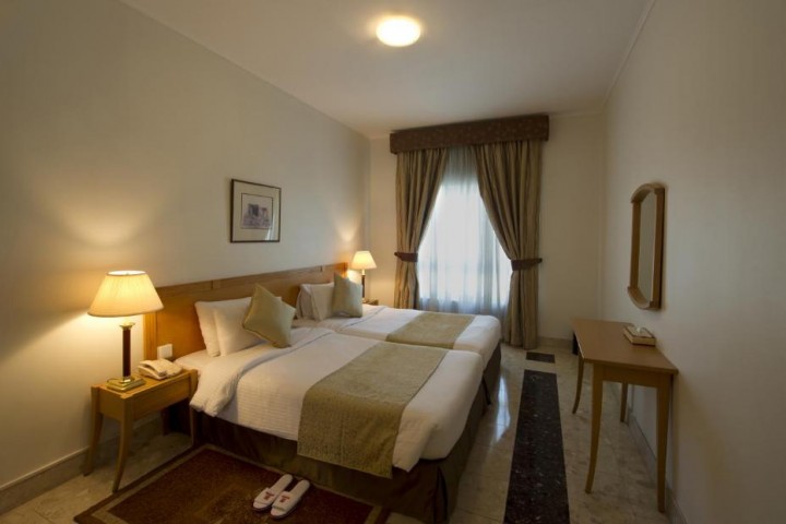 Two Bedroom Apartment near by Al Shaklan Market 1 Luxury Bookings
