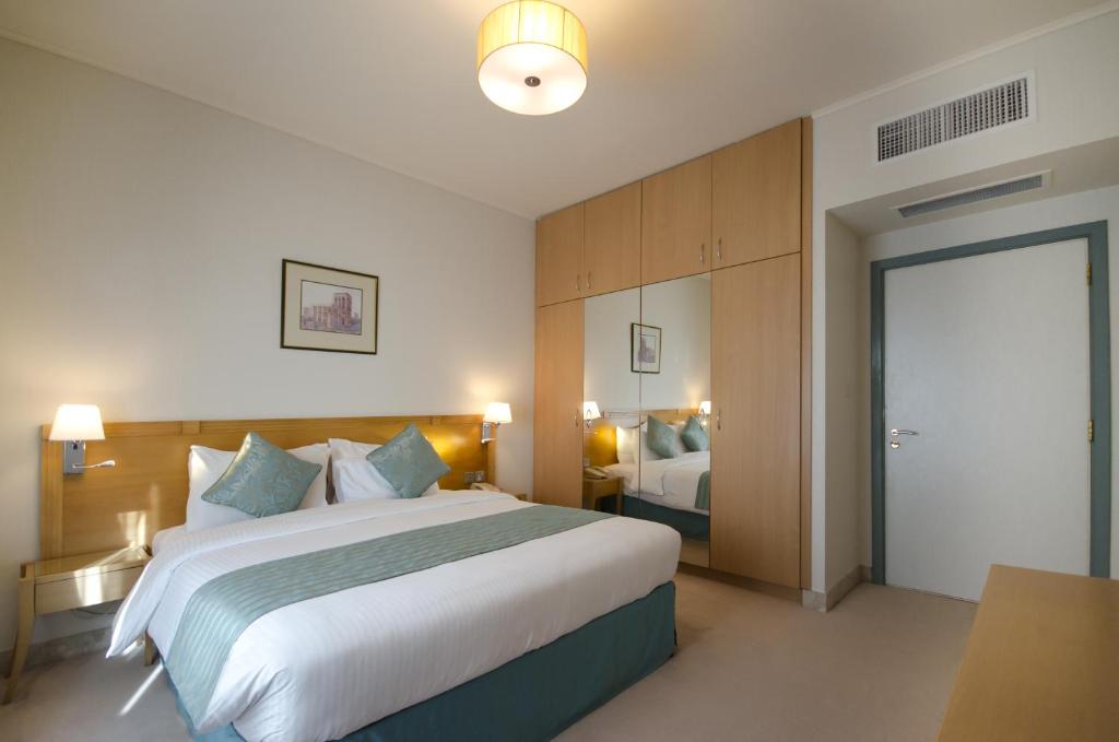Standard One Bedroom near by Al Shaklan Market Luxury Bookings