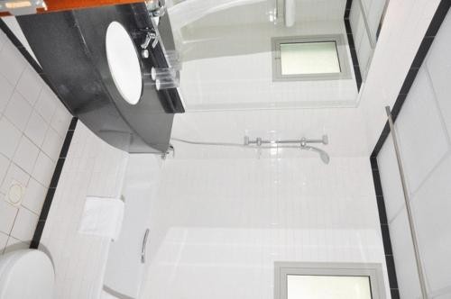 Two Bedroom Suite Near by Mashreq Metro Station 1 Luxury Bookings