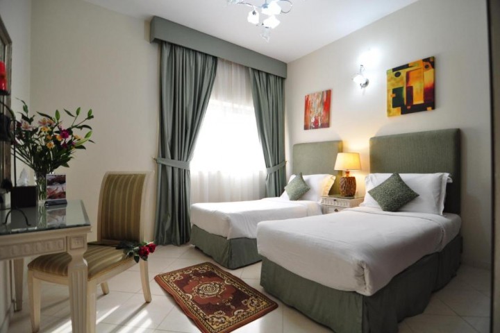 Two Bedroom Apartment Near Mashreq Metro Ae 1 Luxury Bookings