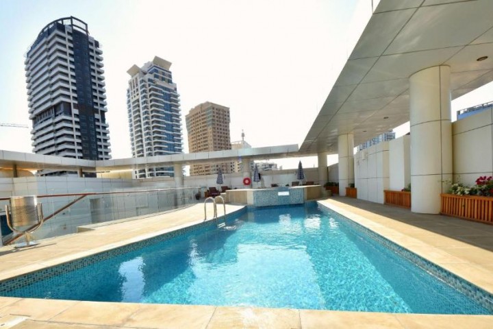 Studio Apartment In Dubai Marina Near Fresh &Care 11 Luxury Bookings