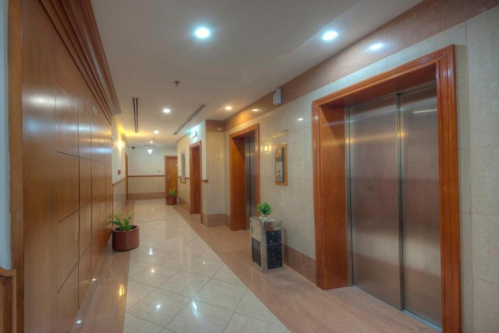 Deluxe Two Bedroom Apartment Near Mall Of Emirates 11 Luxury Bookings
