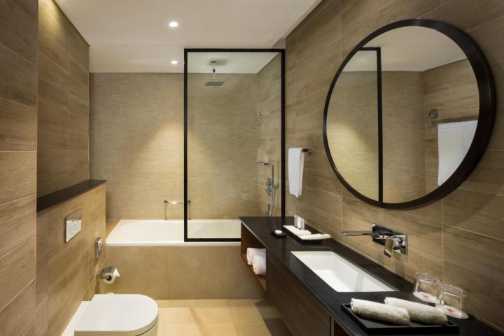 One Bedroom Apartment Near Mall Of Emirates 3 Luxury Bookings