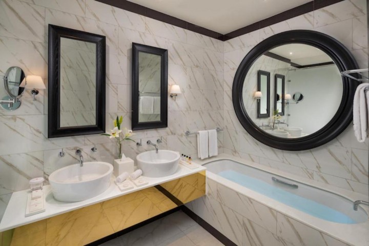 Premium Two Bedroom Apartment Near Business Bay 12 Luxury Bookings