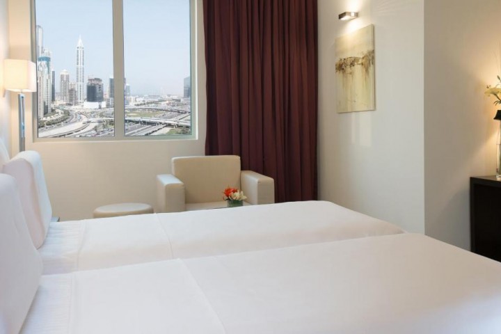 Three Bed Apart In Jlt Cluster T Near Al Sef Tower 2 Luxury Bookings