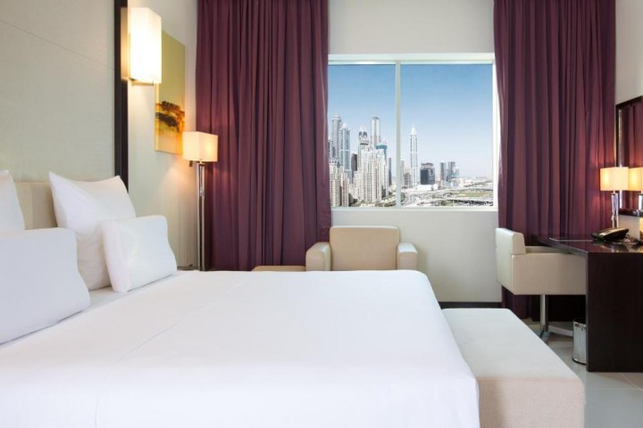Three Bed Apart In Jlt Cluster T Near Al Sef Tower 4 Luxury Bookings