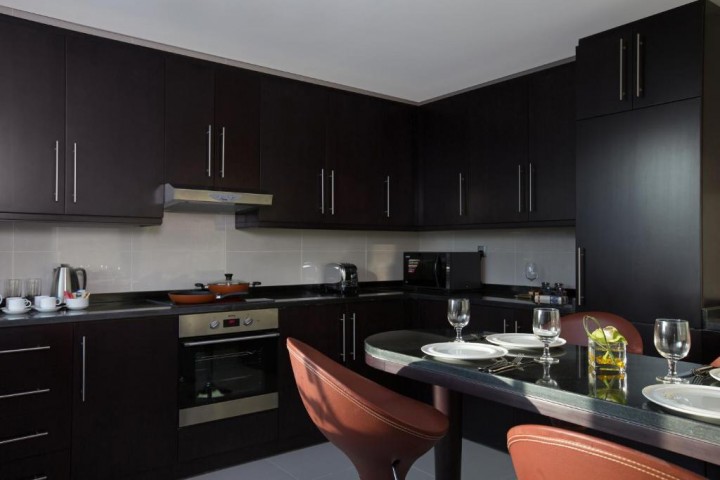 Three Bed Apart In Jlt Cluster T Near Al Sef Tower 9 Luxury Bookings
