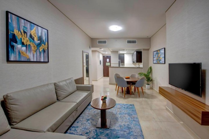 One Bedroom Apartment In Marina By Luxury Bookings 2 Luxury Bookings