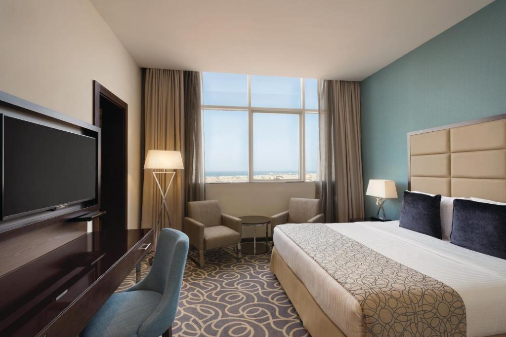 Suite Room Near Abu Dhabi Corniche Luxury Bookings