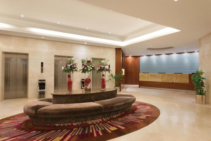 Suite Room Near Abu Dhabi Corniche 15 Luxury Bookings