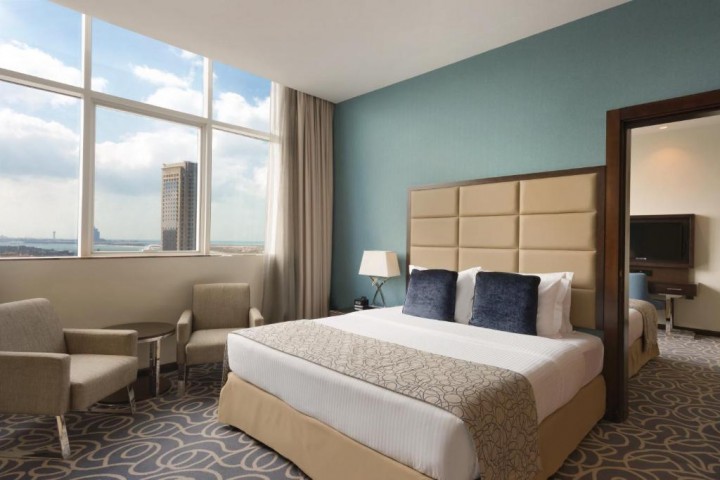 Suite Room Near Abu Dhabi Corniche 1 Luxury Bookings