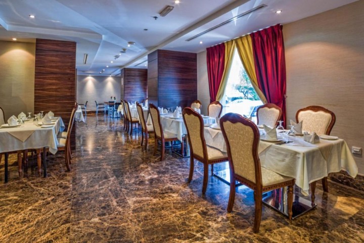 One Bedroom Suite Near Al Qahwa Al Arabia Cafe 7 Luxury Bookings