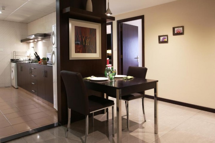 Deluxe 1 Bedroom Suite Near Abu Dhabi Public Beach 6 Luxury Bookings