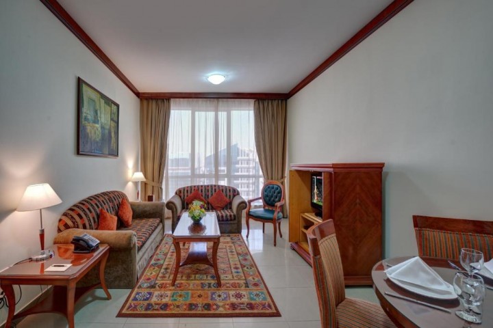 Deluxe One Bedroom Apartment Near Grand Emirates 1 Luxury Bookings