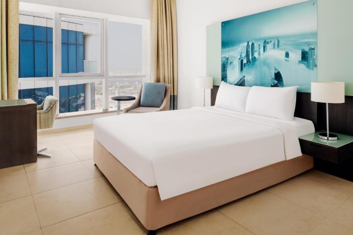 Three Bedroom Apartment Near Mashreq Metro Station 0 Luxury Bookings