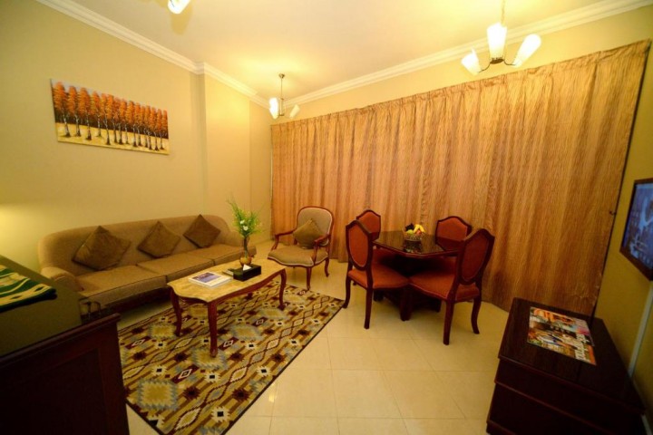 One Bedroom Apartment Near Al Khan Beach 5 Luxury Bookings