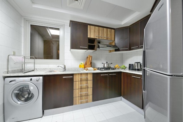 One Bedroom Apartment Near Al Majaaz Splash Park 7 Luxury Bookings