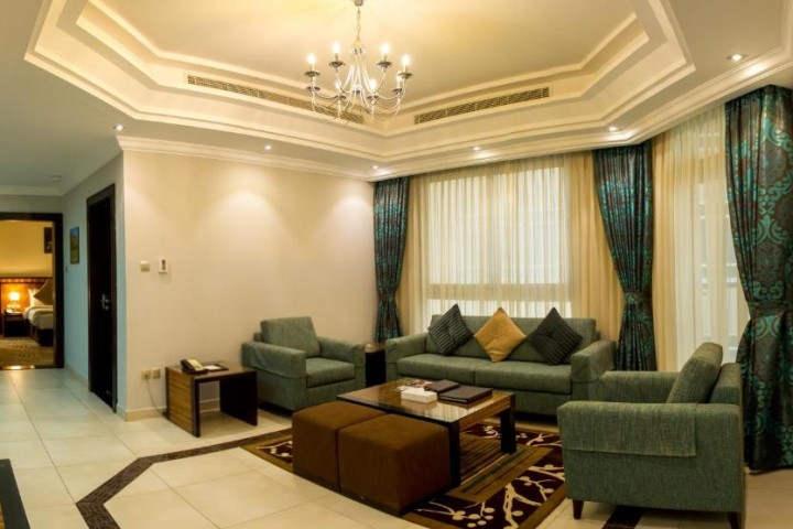 One Bedroom Apartment Near Al Majaaz Splash Park 5 Luxury Bookings