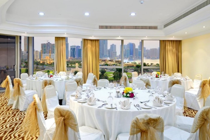 Two Bedroom Apartment Near Al Majaaz Splash Park 10 Luxury Bookings