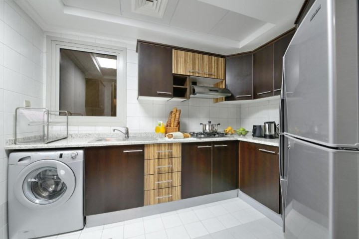 Three Bedroom Apartment Near Al Majaaz Splash Park 3 Luxury Bookings