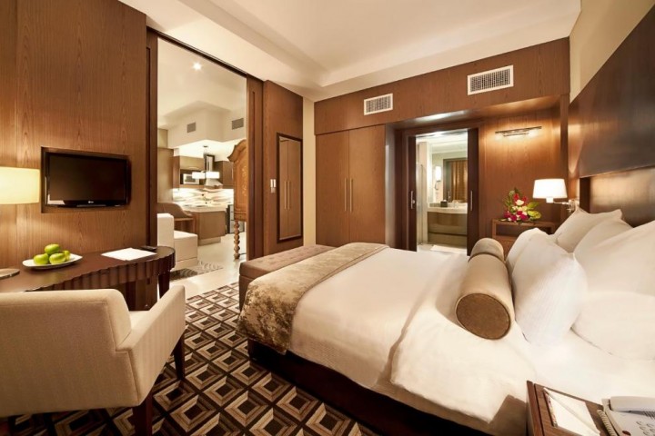 Premier Suite Near Ghurair Al Ojaan Mosque. 0 Luxury Bookings