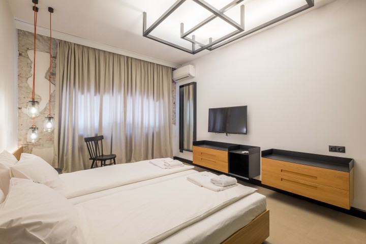 R34 Boutique Hotel - Deluxe Double Room №4 4 Flataway